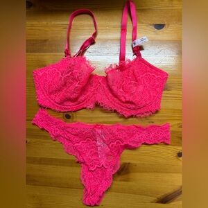 VICTORIAs SECRET DREAM ANGELS push up without Padding Bra thong set neon red NWT